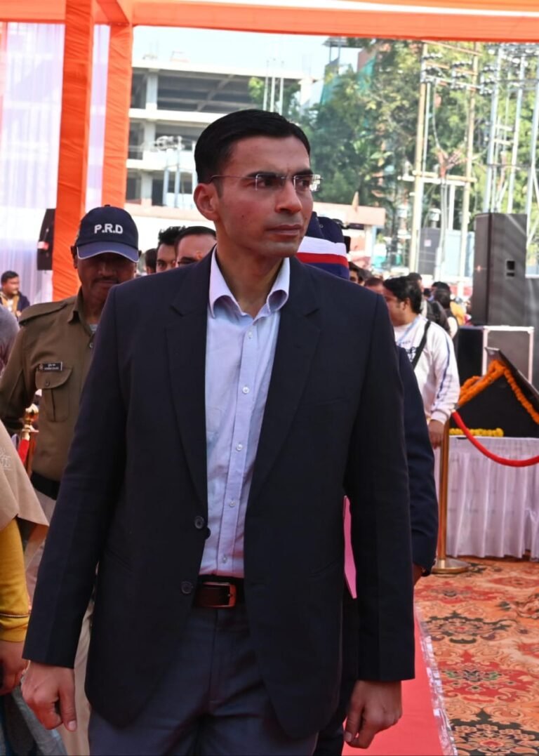 लखवाड व्यासी, त्यूनी प्लासू विद्युत परियोजना सिर्फ जिले के लिए ही नहीं बल्कि उत्तरी भारत के लिए महत्वपूर्ण,ऊर्जा प्रदेश बनाने मे विद्युत परियोजनाएं अहम- डीएम